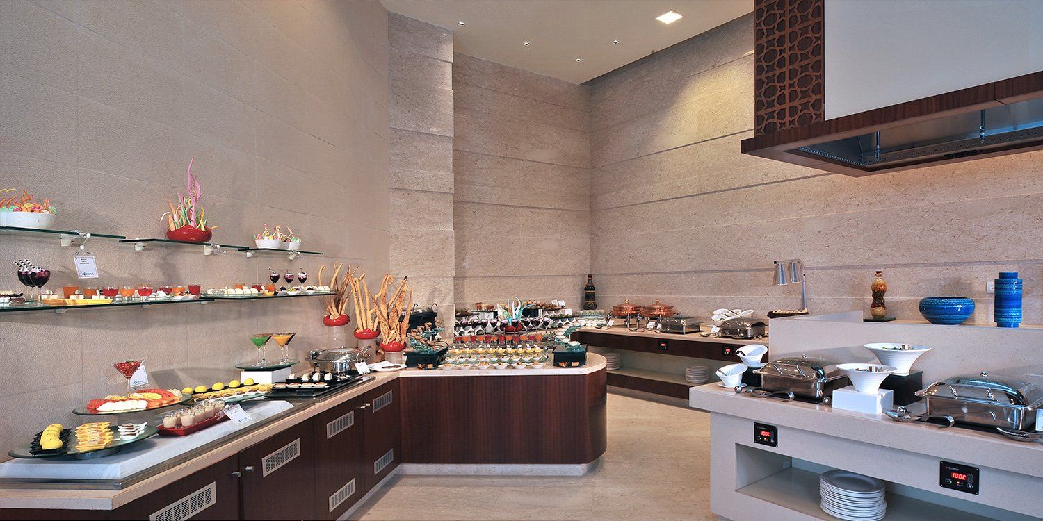 Taj The Connaught – New Delhi detail 1